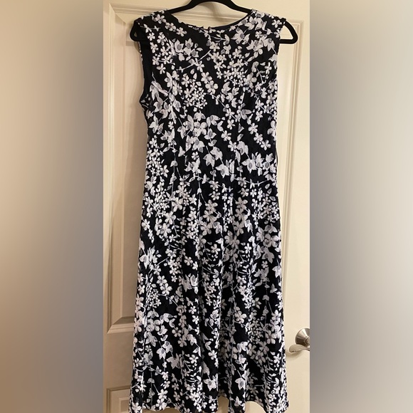 Women’s Tommy Hilfiger sleeveless dress - Picture 1 of 6